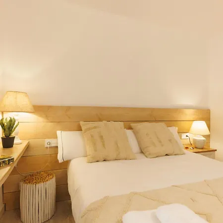 Bravissimo Placa Catalunya 14, With Terrace * Girona